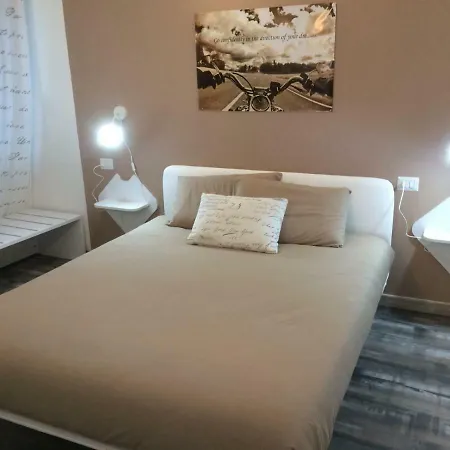 Casa Delle Corti 公寓 *